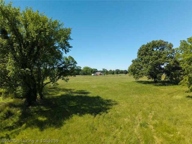 615 Clear Creek Road, Alma, AR 72921