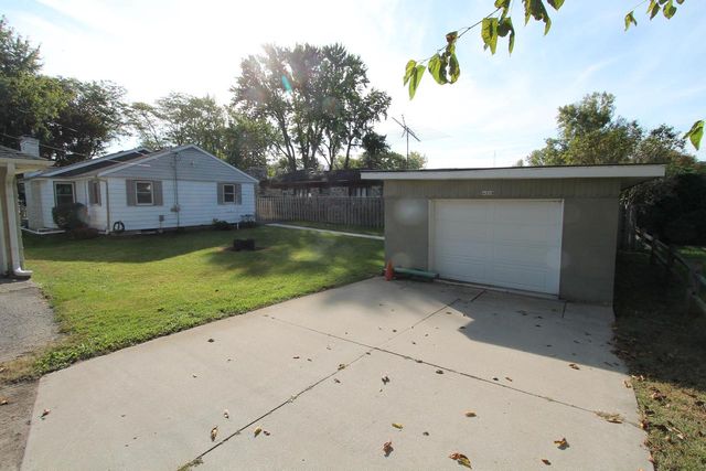 4314 Marine DRIVE, Burlington, WI 53105