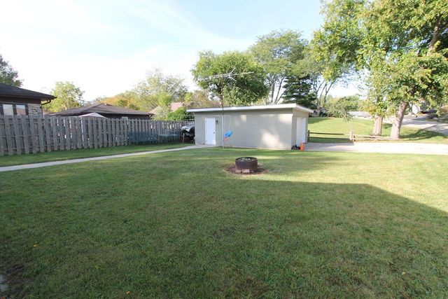 4314 Marine DRIVE, Burlington, WI 53105