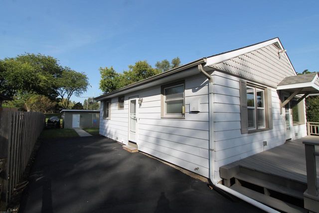 4314 Marine DRIVE, Burlington, WI 53105