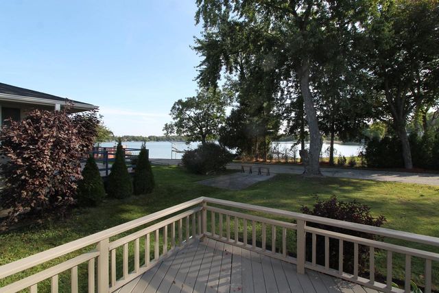 4314 Marine DRIVE, Burlington, WI 53105