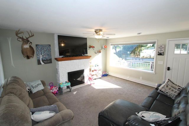 4314 Marine DRIVE, Burlington, WI 53105