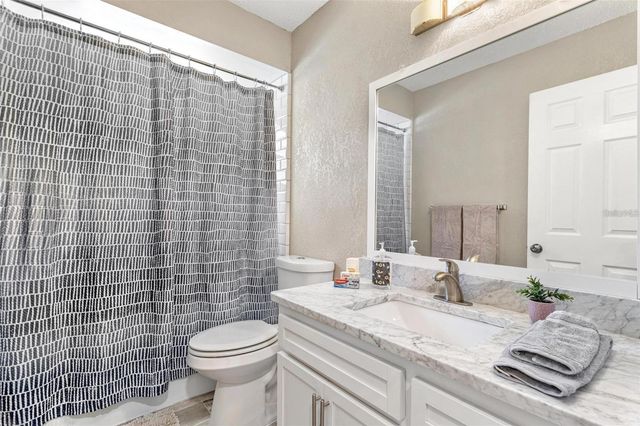 4904 19TH AVENUE W, Bradenton, FL 34209