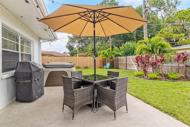 4904 19TH AVENUE W, Bradenton, FL 34209