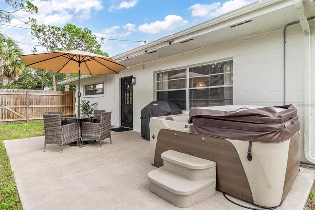 4904 19TH AVENUE W, Bradenton, FL 34209