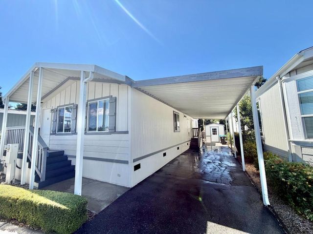 325 Sylvan Avenue 52, Mountain View, CA 94041