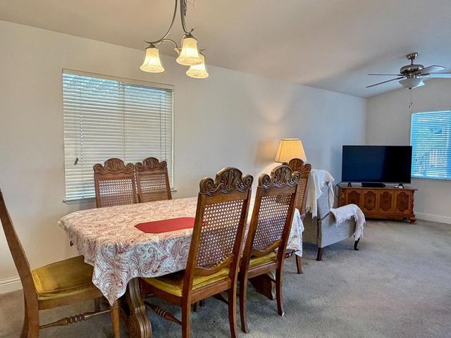 325 Sylvan Avenue 52, Mountain View, CA 94041