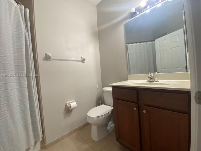 8960 NW 97th Avenue 220, Doral, FL 33178