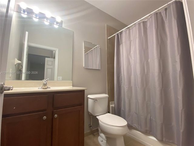 8960 NW 97th Avenue 220, Doral, FL 33178