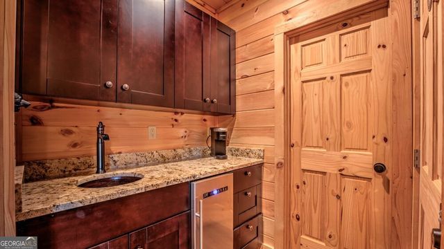 43 Dustin Drive S, Ellijay, GA 30540