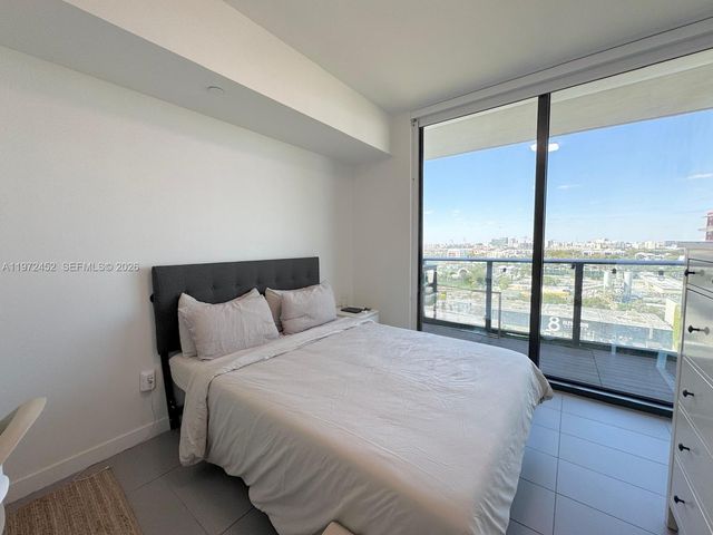 1600 NE 1st Ave 1014, Miami, FL 33132