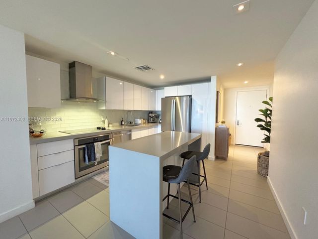 1600 NE 1st Ave 1014, Miami, FL 33132