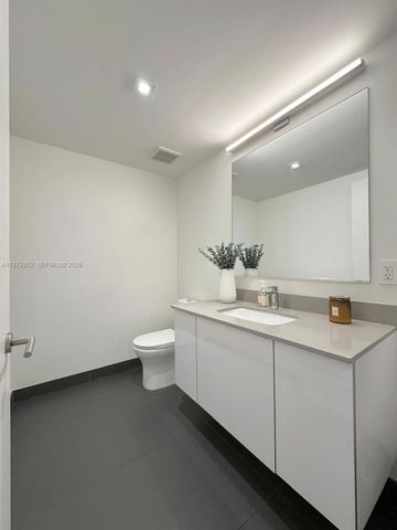 1600 NE 1st Ave 1014, Miami, FL 33132