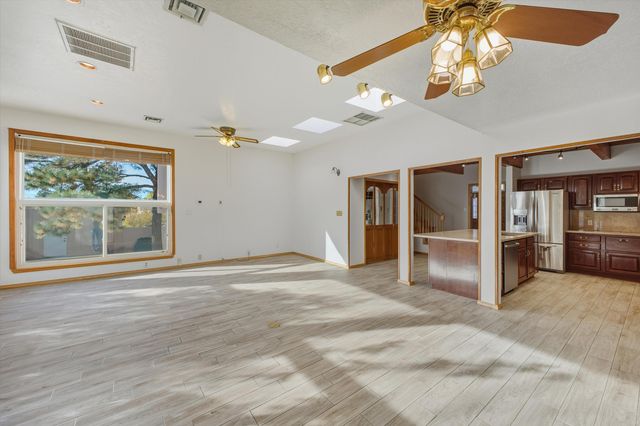 720 Lamp Post Circle SE, Albuquerque, NM 87123