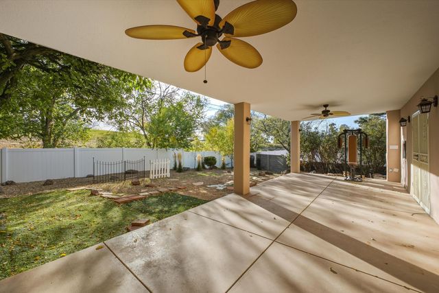 720 Lamp Post Circle SE, Albuquerque, NM 87123