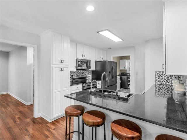 545 Barhams Ridge Drive, Mcdonough, GA 30252