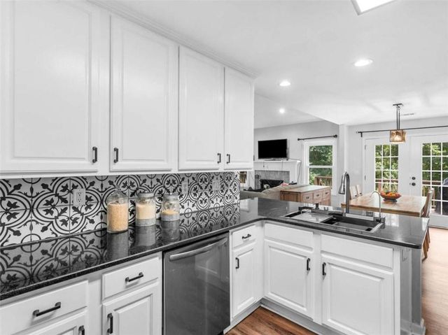545 Barhams Ridge Drive, Mcdonough, GA 30252
