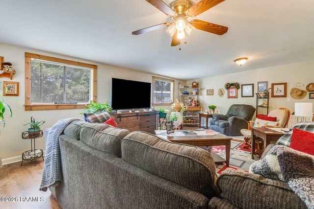 1045 Melrose Drive, Breaux Bridge, LA 70517