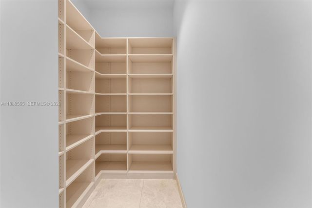 9101 SW 69th Ct, Pinecrest, FL 33156