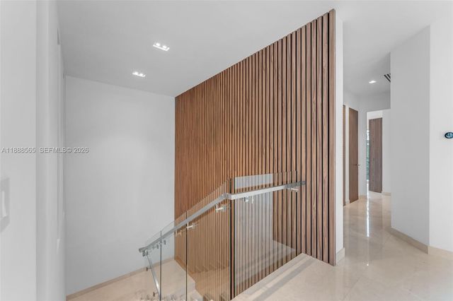 9101 SW 69th Ct, Pinecrest, FL 33156