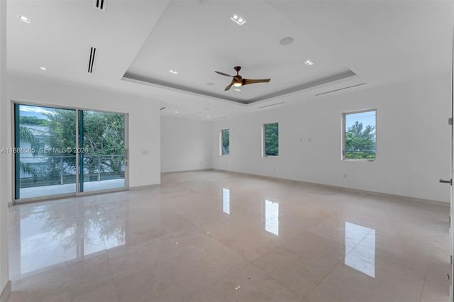 9101 SW 69th Ct, Pinecrest, FL 33156