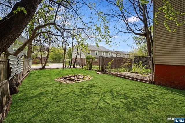 580 Hunterdon Street, Newark, NJ 07108