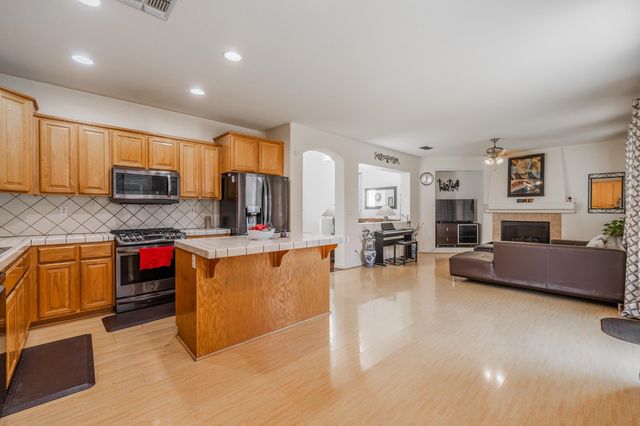 573 Veneto Court, Tracy, CA 95377