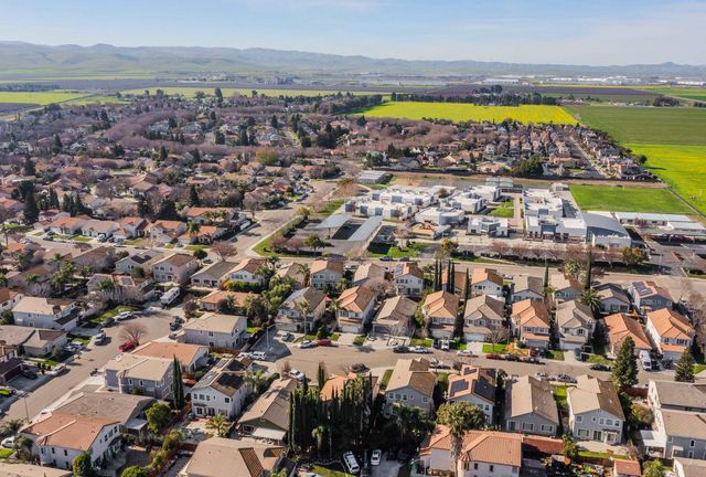 573 Veneto Court, Tracy, CA 95377