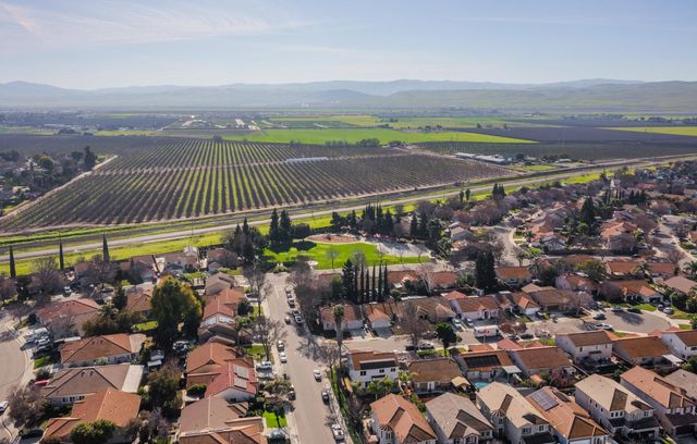 573 Veneto Court, Tracy, CA 95377