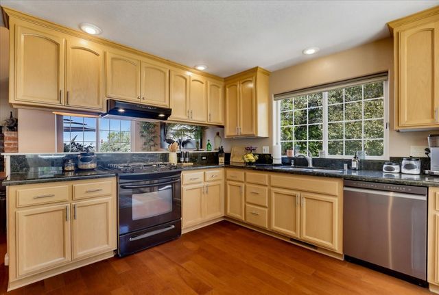 11202 Oak Canyon Dr., Penn Valley, CA 95946
