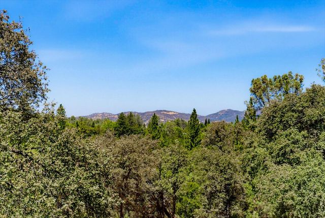 11202 Oak Canyon Dr., Penn Valley, CA 95946