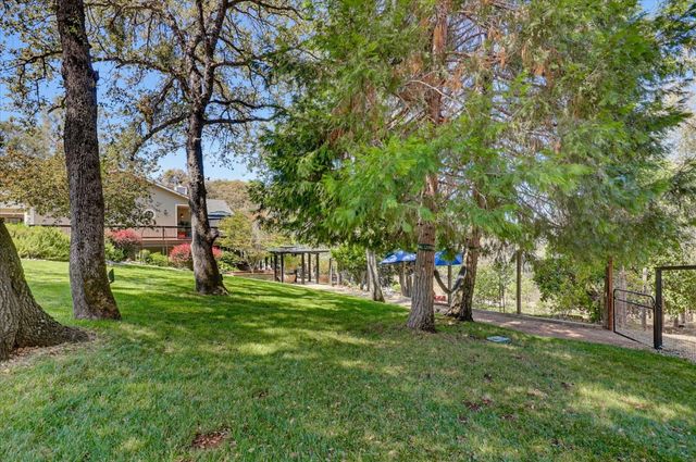 11202 Oak Canyon Dr., Penn Valley, CA 95946