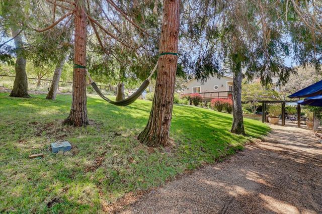 11202 Oak Canyon Dr., Penn Valley, CA 95946