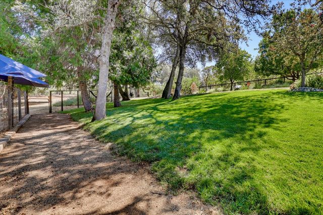 11202 Oak Canyon Dr., Penn Valley, CA 95946