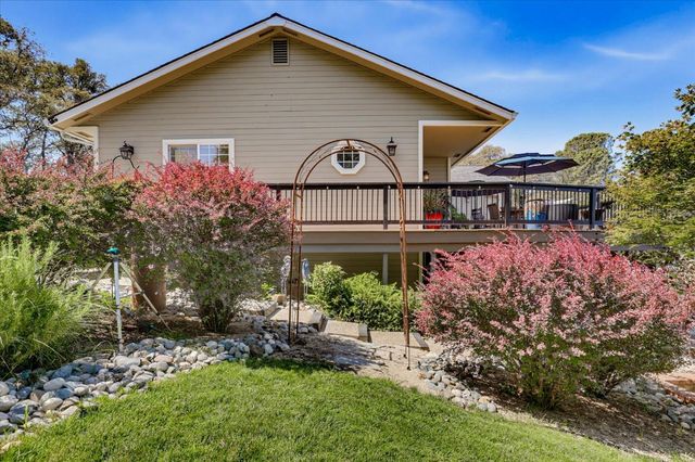 11202 Oak Canyon Dr., Penn Valley, CA 95946