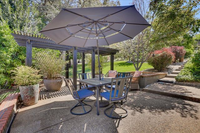11202 Oak Canyon Dr., Penn Valley, CA 95946