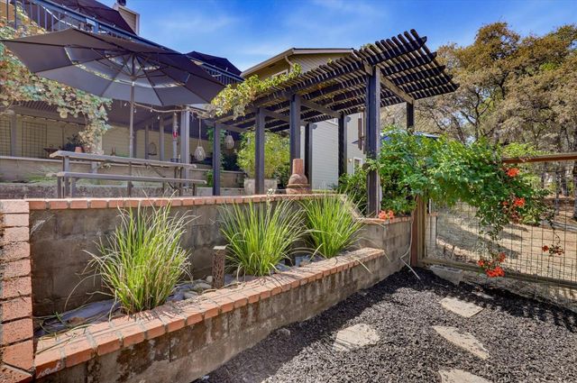 11202 Oak Canyon Dr., Penn Valley, CA 95946