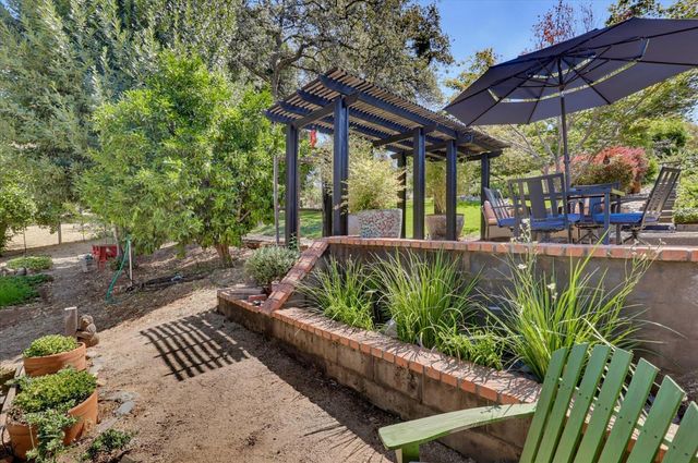 11202 Oak Canyon Dr., Penn Valley, CA 95946