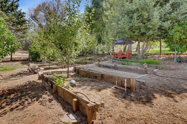 11202 Oak Canyon Dr., Penn Valley, CA 95946