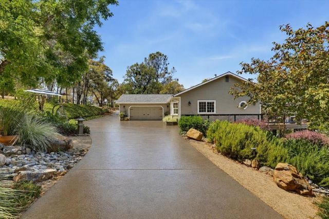 11202 Oak Canyon Dr., Penn Valley, CA 95946