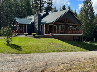 4058 W Seasons Rd, Rathdrum, ID 83858