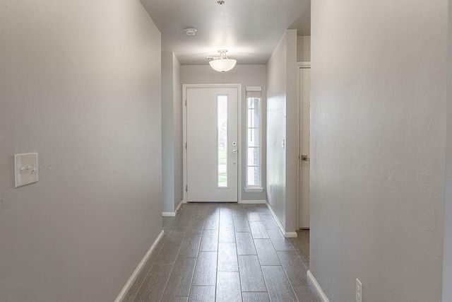 401 Nest Drive, Yukon, OK 73099