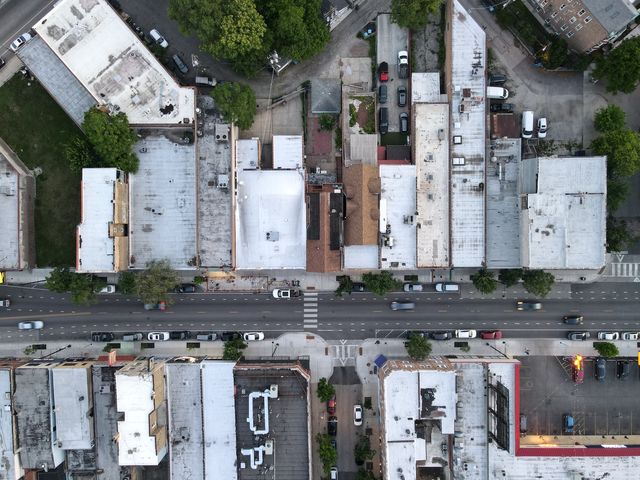 2836 N Milwaukee Avenue, Chicago, IL 60618