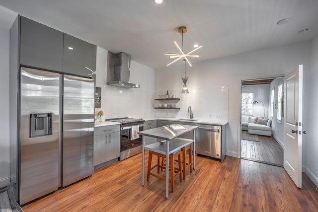 19 America Street A And B, Charleston, SC 29403