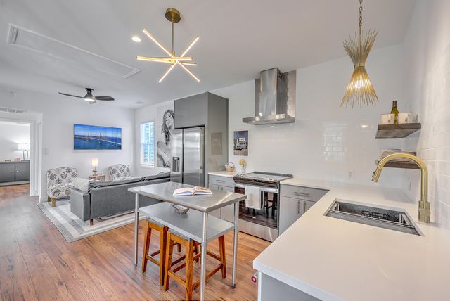 19 America Street A And B, Charleston, SC 29403