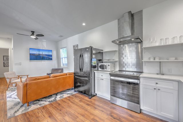 19 America Street A And B, Charleston, SC 29403