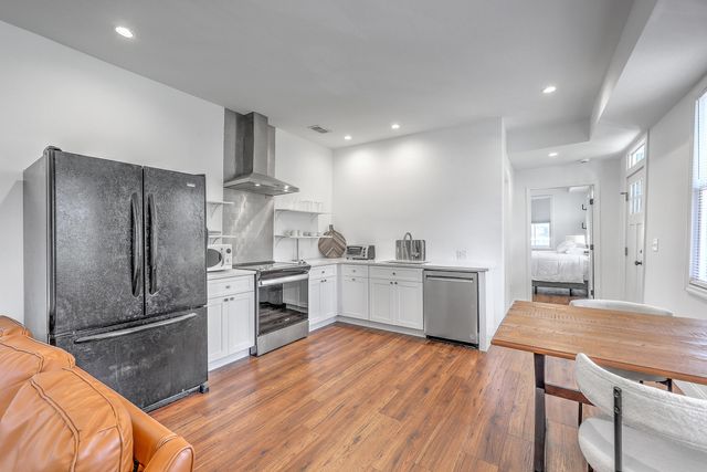 19 America Street A And B, Charleston, SC 29403