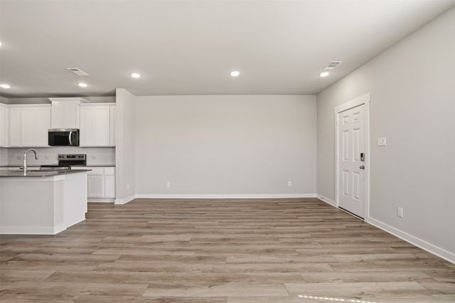 240 Wagon Spoke Way, Fort Worth, TX 76120