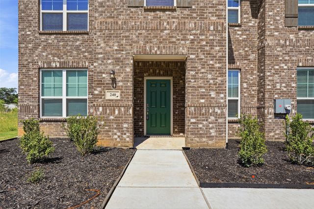 240 Wagon Spoke Way, Fort Worth, TX 76120