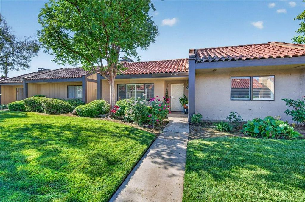 Image 1 of property listing at 1767 W Santa Ana Avenue, Fresno, CA 93705
